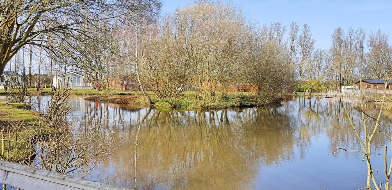 White Rose Caravan At Goosewood Holiday Park York Sutton on the Forest Ngoại thất bức ảnh